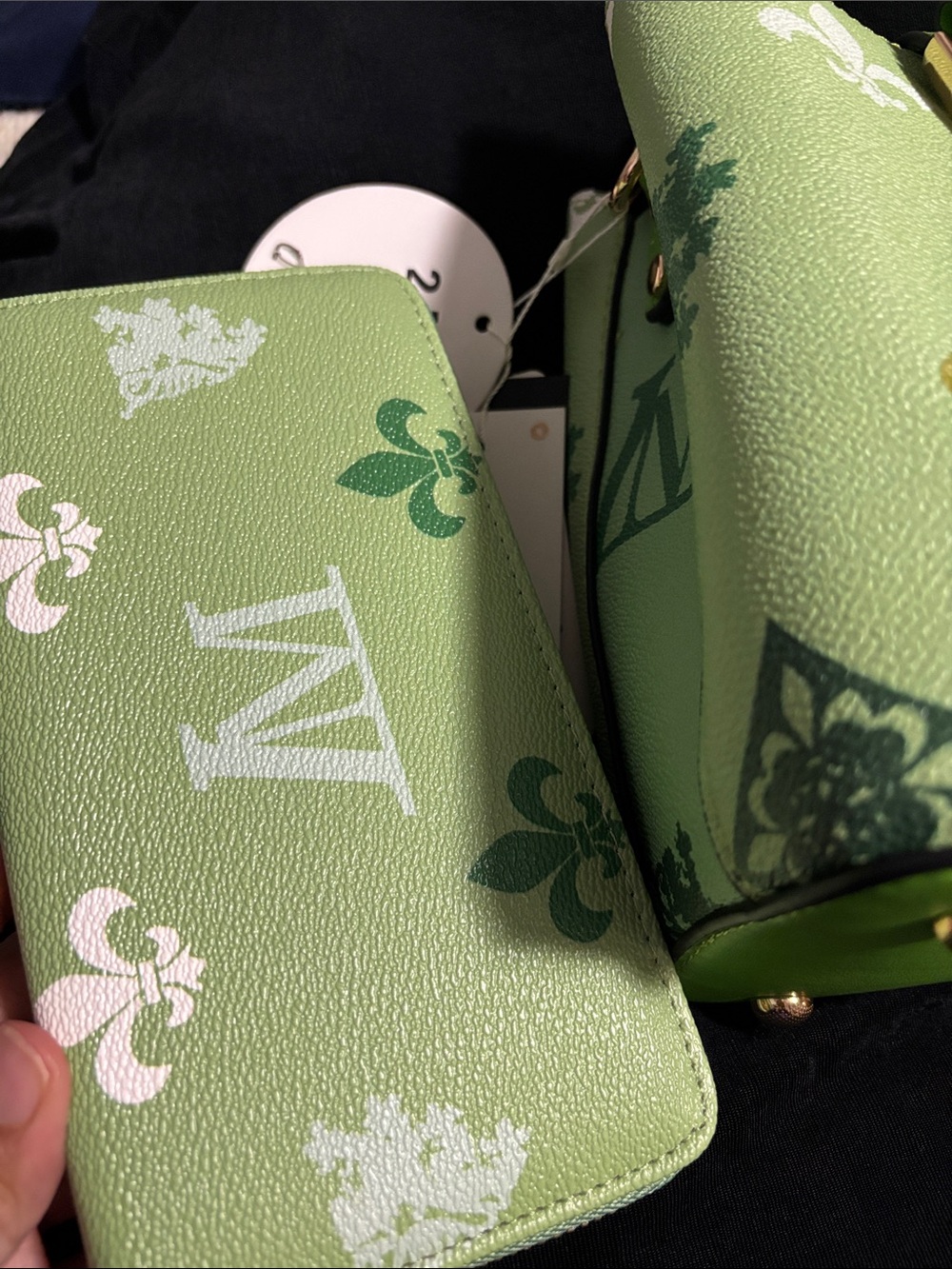 Le Miel Lime Green Patterned Satchel with Gold-Tone Buckle Accent - Picture 3 of 6